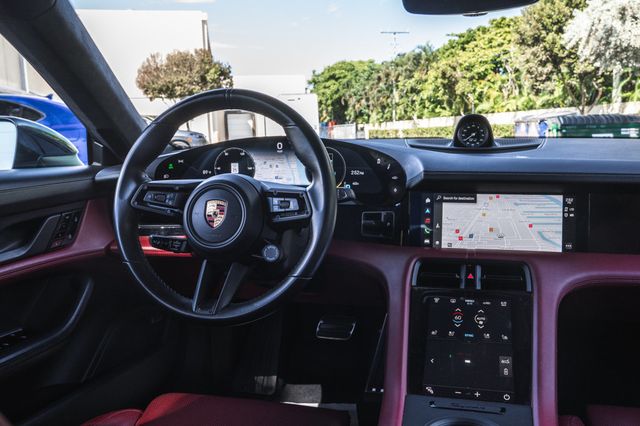 2020 Porsche Taycan Turbo Sedan - 23093450 - 19