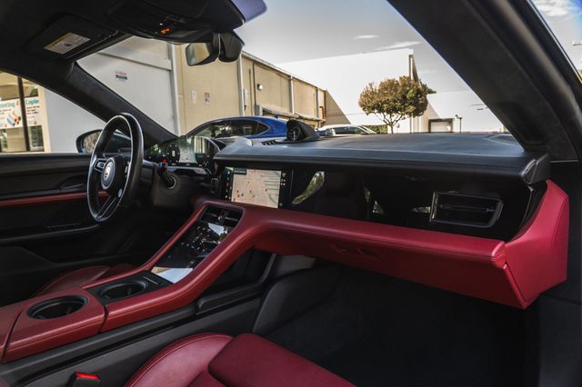 2020 Porsche Taycan Turbo Sedan - 23093450 - 27