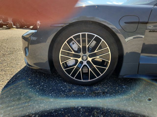 2020 Porsche Taycan Turbo Sedan with SportDesign, Premium & Sport Chrono Packages - 22934684 - 8