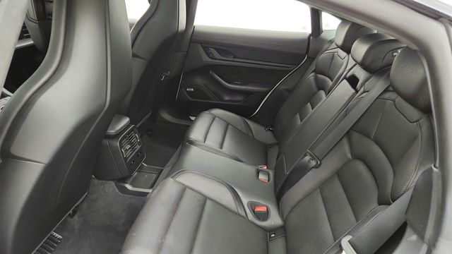 2020 Porsche Taycan Turbo Sedan w/ Premium Pkg, 21'' Wheels & Mobile Charger Connect - 22946645 - 21