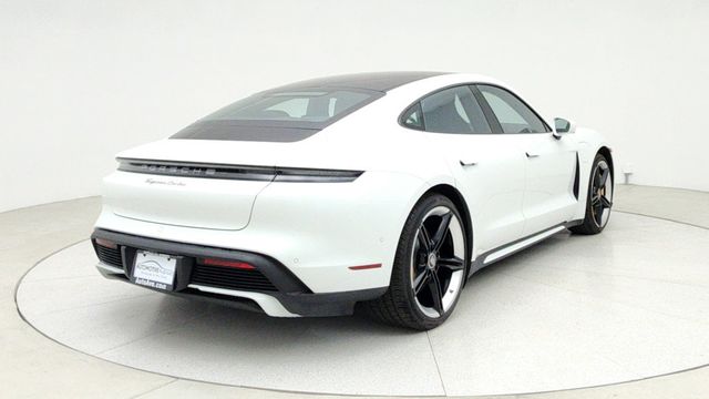 2020 Porsche Taycan Turbo Sedan w/ Premium Pkg, 21'' Wheels & Mobile Charger Connect - 22946645 - 4