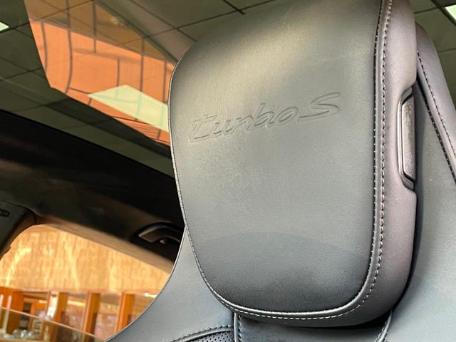 2020 Porsche Taycan Turbo S Sedan - 22936080 - 16