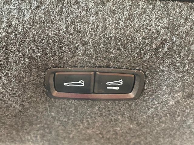 2020 Porsche Taycan Turbo S Sedan - 22936080 - 26