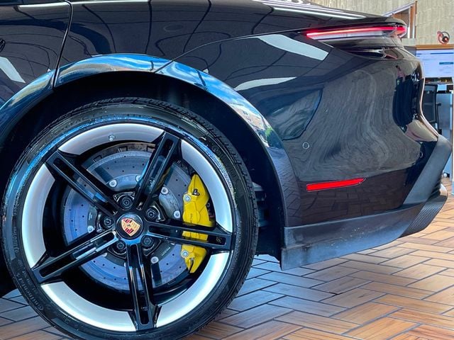 2020 Porsche Taycan Turbo S Sedan - 22936080 - 5