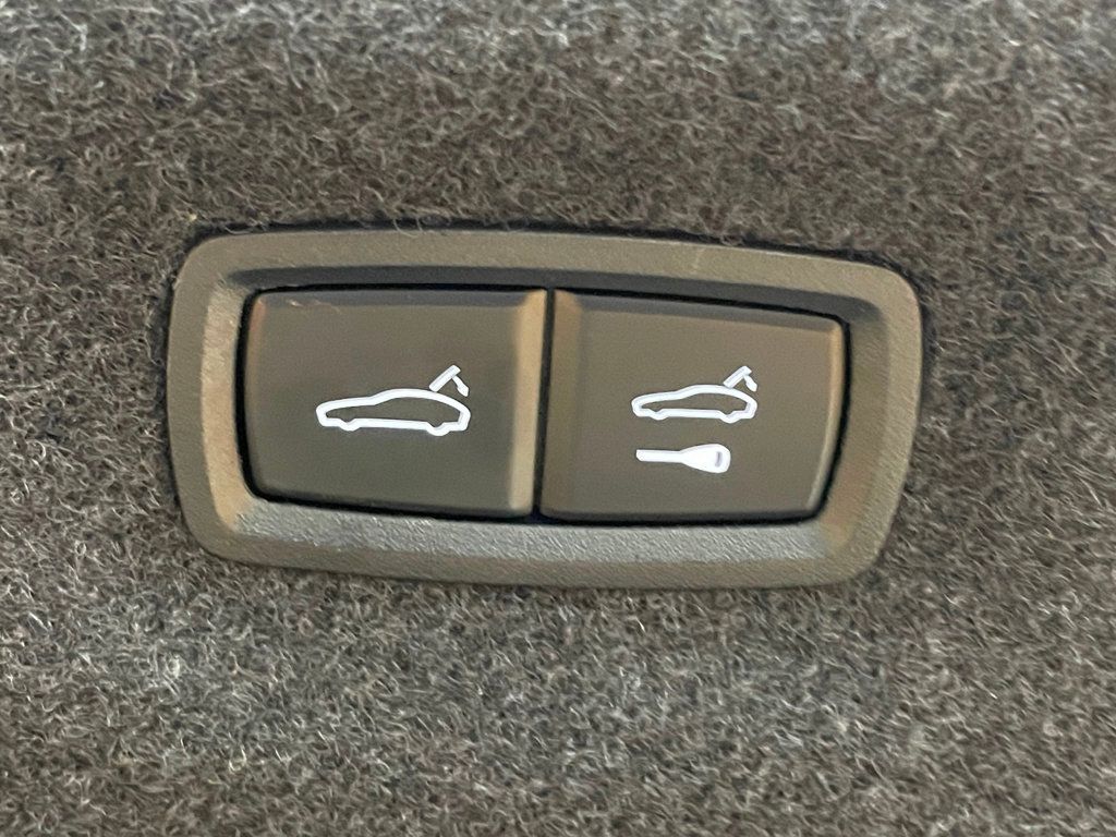 2020 Porsche Taycan Turbo S Sedan - 22966306 - 22