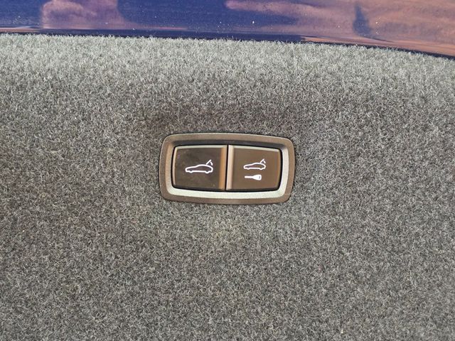 2020 Porsche Taycan Turbo S Sedan - 23062876 - 31
