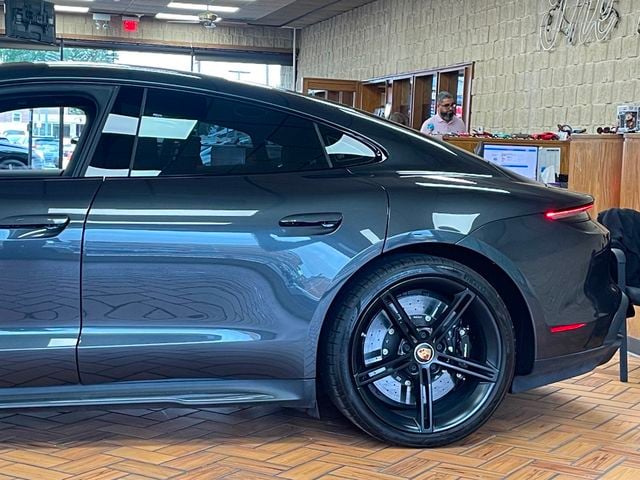 2020 Porsche Taycan Turbo S