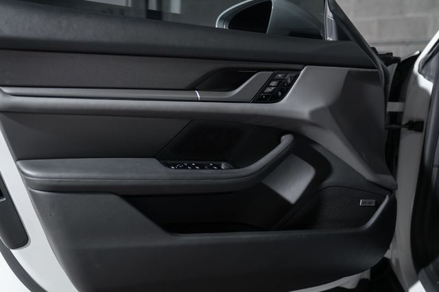 2020 Porsche Taycan Turbo S Sedan - 23024251 - 11