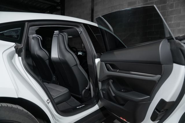 2020 Porsche Taycan Turbo S Sedan - 23024251 - 33