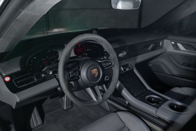 2020 Porsche Taycan Turbo S Sedan - 23024251 - 8