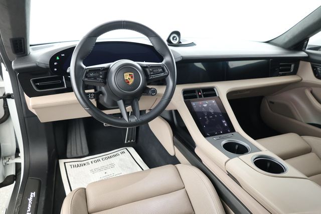 2020 Porsche Taycan Turbo S Sedan with Premium Package, PDCC Sport & InnoDrive ACC - 22905749 - 10