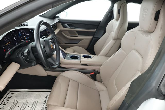 2020 Porsche Taycan Turbo S Sedan with Premium Package, PDCC Sport & InnoDrive ACC - 22905749 - 19