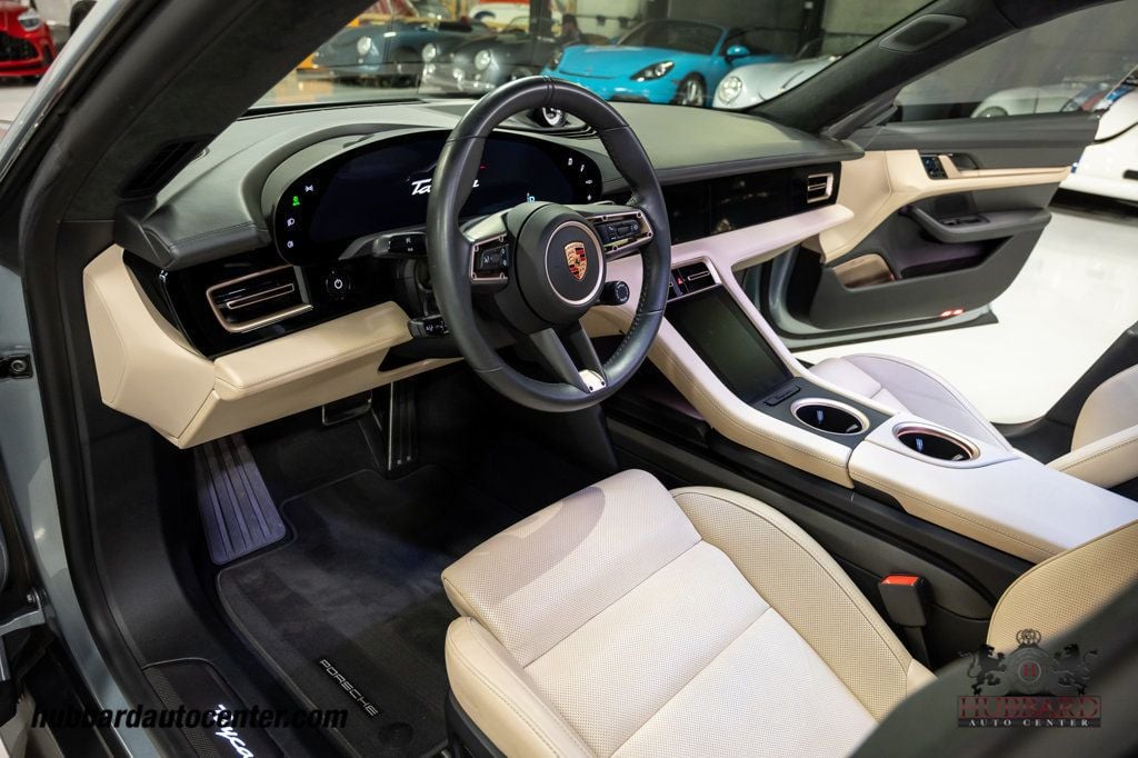 2020 Porsche Taycan Turbo S  - 23031226 - 15