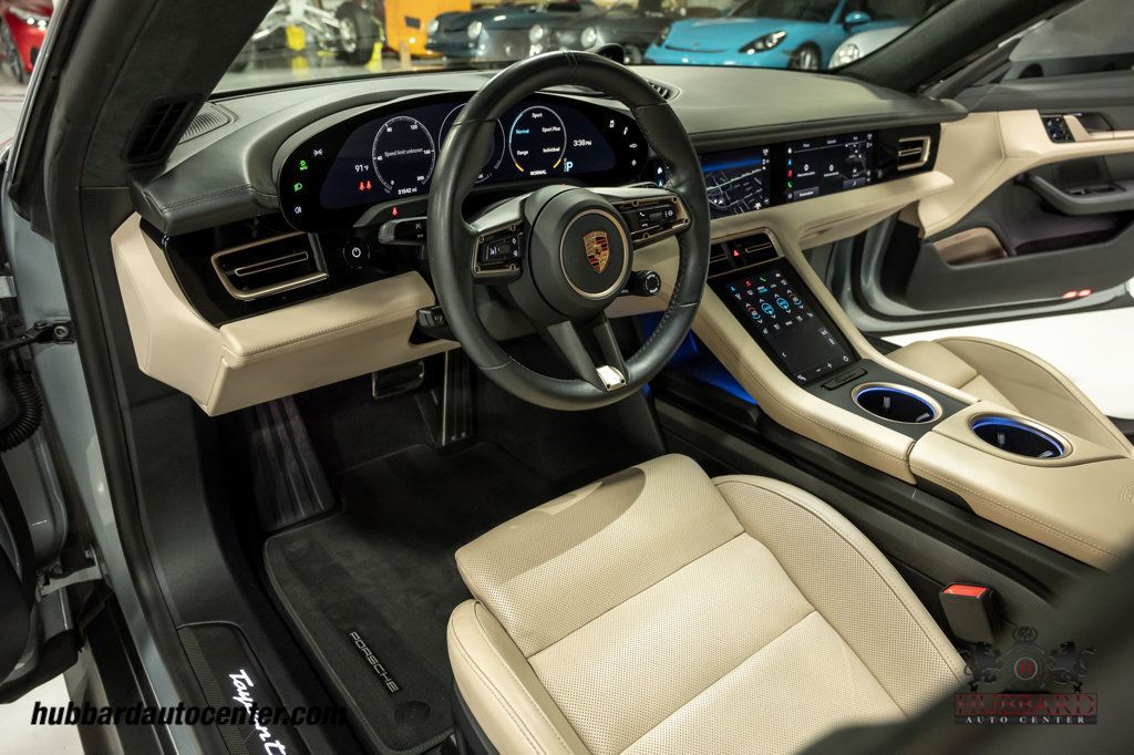 2020 Porsche Taycan Turbo S  - 23031226 - 20