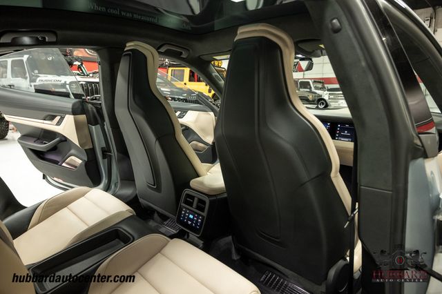 2020 Porsche Taycan Turbo S  - 23031226 - 29