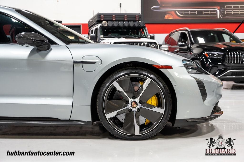 2020 Porsche Taycan Turbo S  - 23031226 - 33