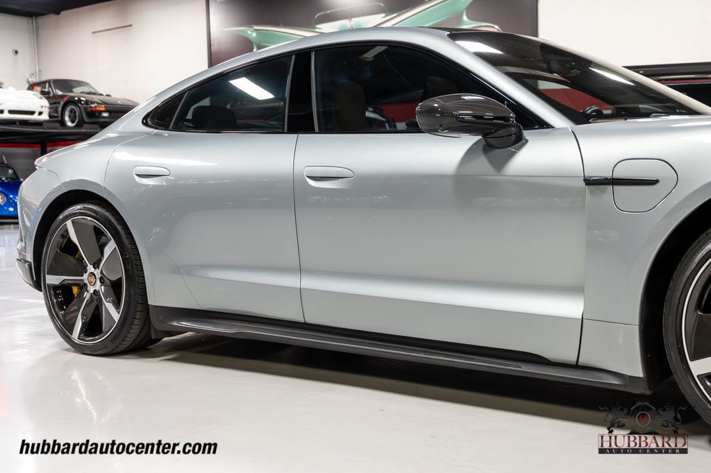 2020 Porsche Taycan Turbo S  - 23031226 - 38