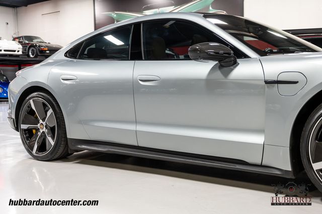 2020 Porsche Taycan Turbo S  - 23031226 - 38