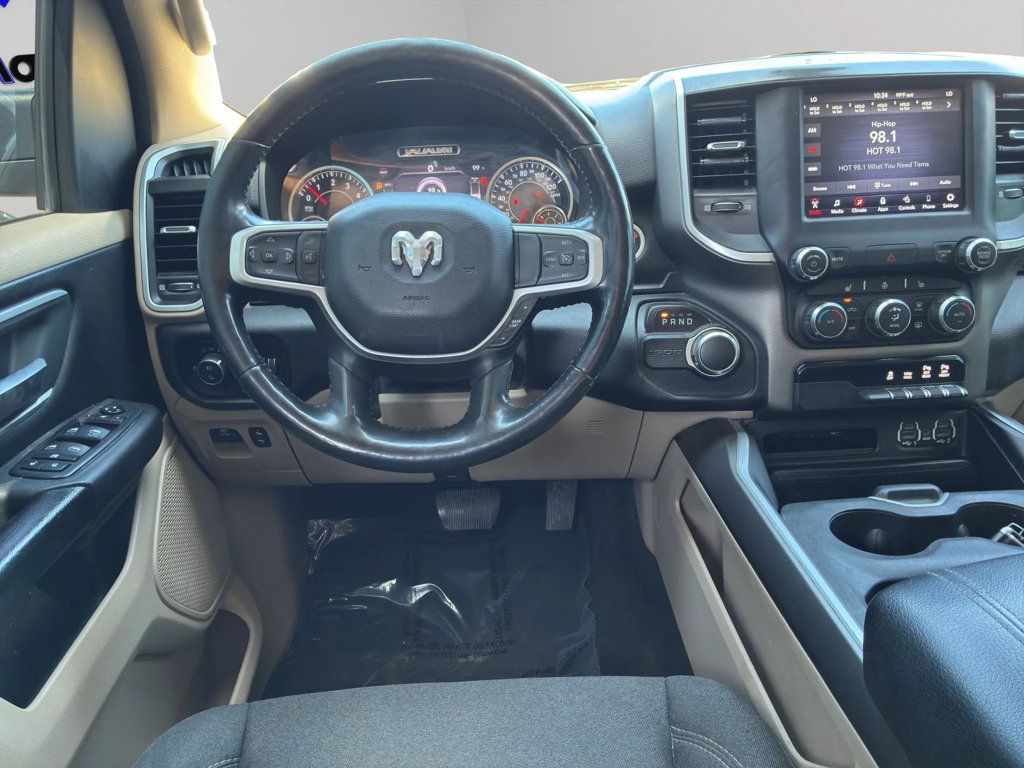 2020 Ram 1500 Big Horn 4x2 Quad Cab 6'4" Box - 23051534 - 12