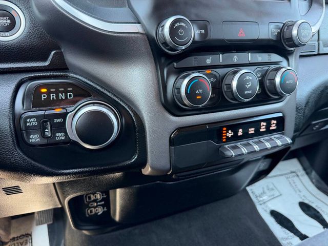 2020 Ram 1500 Big Horn 4x4 4dr Crew Cab 5.6 ft. SB Pickup - 23006126 - 46