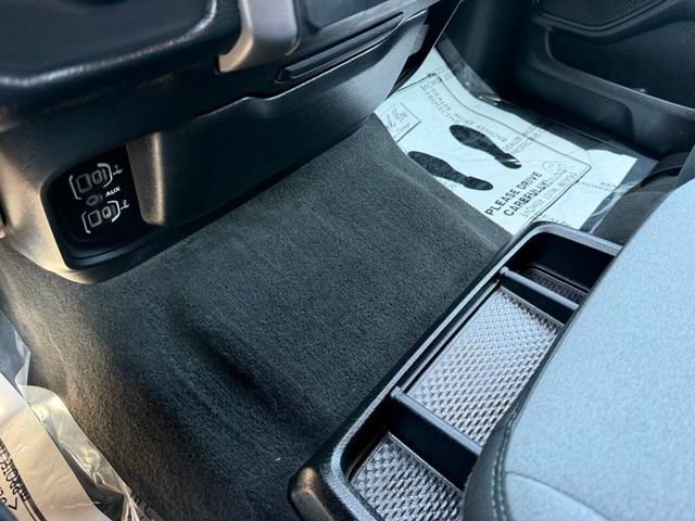 2020 Ram 1500 Big Horn 4x4 4dr Crew Cab 5.6 ft. SB Pickup - 23006126 - 52