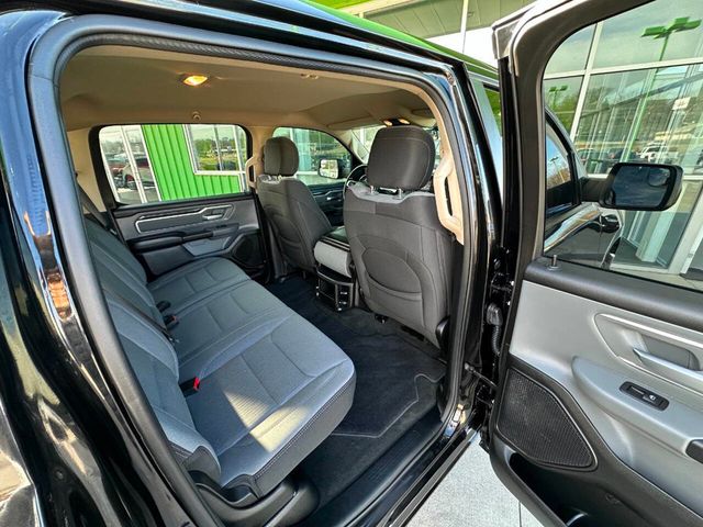 2020 Ram 1500 Big Horn 4x4 4dr Crew Cab 5.6 ft. SB Pickup - 22952526 - 15