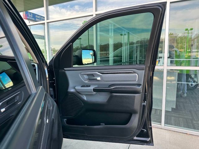 2020 Ram 1500 Big Horn 4x4 4dr Crew Cab 5.6 ft. SB Pickup - 22952526 - 43