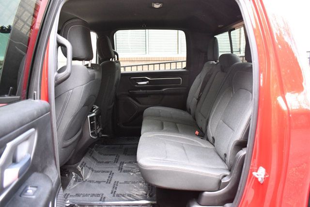2020 Ram 1500 Big Horn 4x4 Crew Cab 5'7" Box - 23004079 - 32