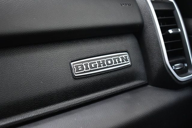 2020 Ram 1500 Big Horn 4x4 Crew Cab 5'7" Box - 23004079 - 40