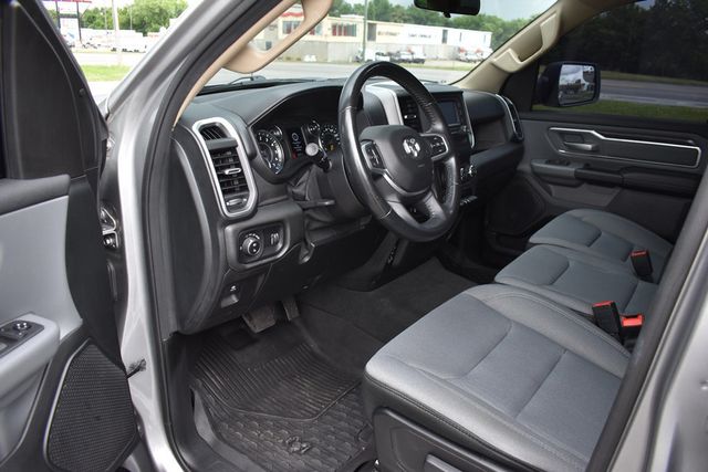 2020 Ram 1500 Big Horn 4x4 Crew Cab 5'7" Box - 22869653 - 25