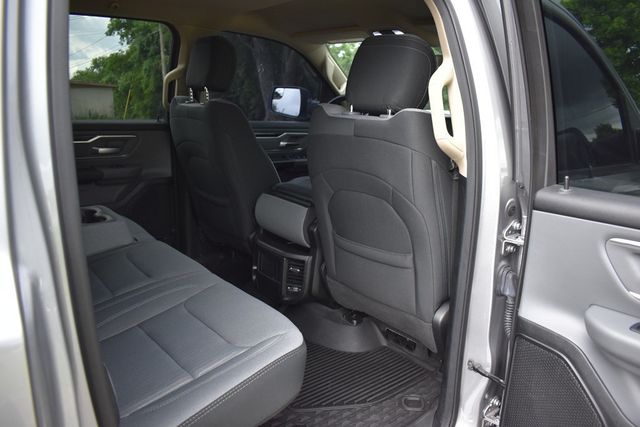 2020 Ram 1500 Big Horn 4x4 Crew Cab 5'7" Box - 22869653 - 28