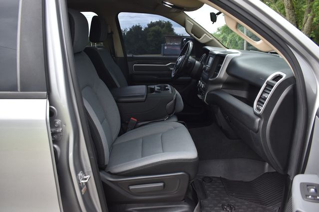 2020 Ram 1500 Big Horn 4x4 Crew Cab 5'7" Box - 22869653 - 29