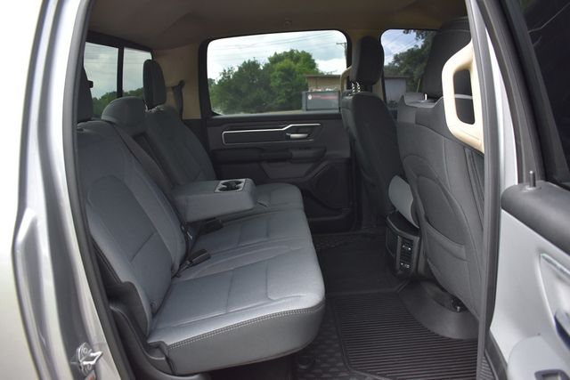 2020 Ram 1500 Big Horn 4x4 Crew Cab 5'7" Box - 22869653 - 31