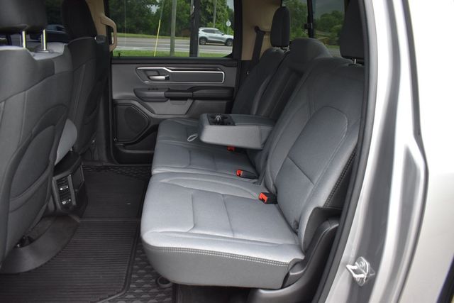 2020 Ram 1500 Big Horn 4x4 Crew Cab 5'7" Box - 22869653 - 32