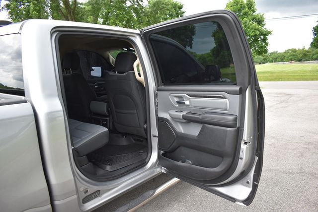 2020 Ram 1500 Big Horn 4x4 Crew Cab 5'7" Box - 22869653 - 40