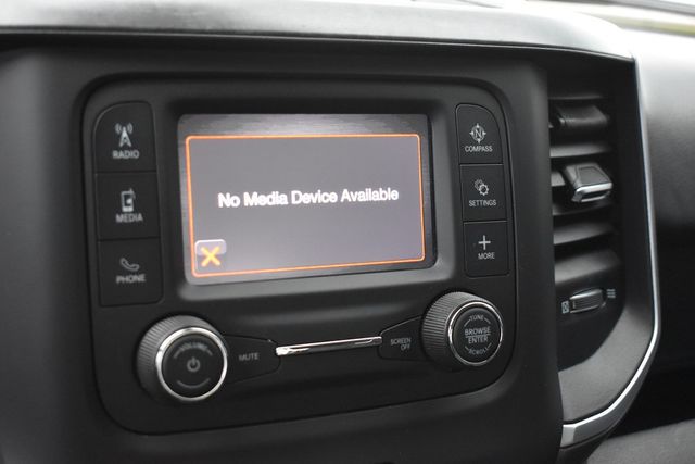 2020 Ram 1500 Big Horn 4x4 Crew Cab 5'7" Box - 22869653 - 6