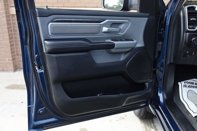 2020 Ram 1500 Big Horn 4x4 Crew Cab 5'7" Box - 22970739 - 10