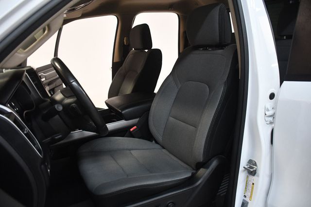 2020 Ram 1500 Big Horn 4x4 Crew Cab 5'7" Box - 23074055 - 29