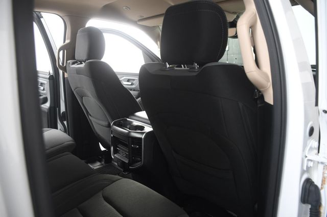 2020 Ram 1500 Big Horn 4x4 Crew Cab 5'7" Box - 23074055 - 34
