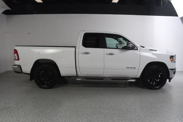 2020 Ram 1500 Big Horn 4x4 Crew Cab 5'7" Box - 23074055 - 3