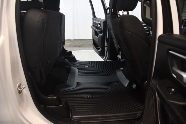 2020 Ram 1500 Big Horn 4x4 Crew Cab 5'7" Box - 23091695 - 38