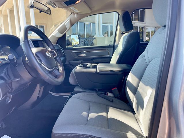 2020 Ram 1500 Big Horn 4x4 Crew Cab 5'7" Box - 22916795 - 10