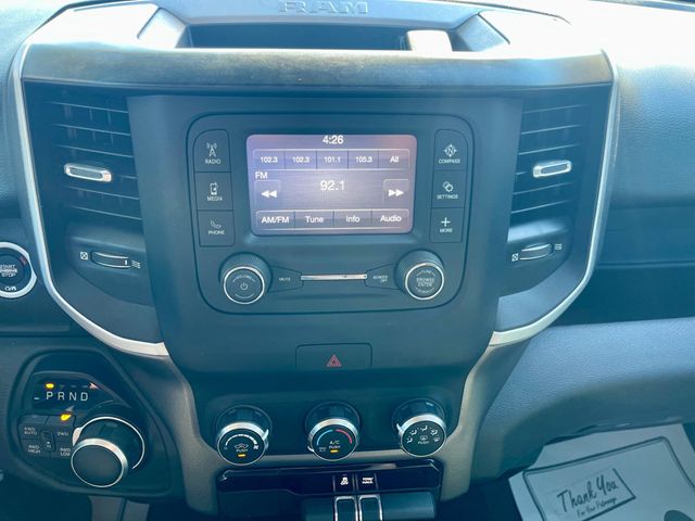 2020 Ram 1500 Big Horn 4x4 Crew Cab 5'7" Box - 22916795 - 14