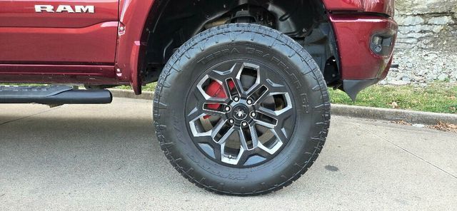 2020 Ram 1500 Big Horn 4x4 Crew Cab 5'7" Box - 22984063 - 41