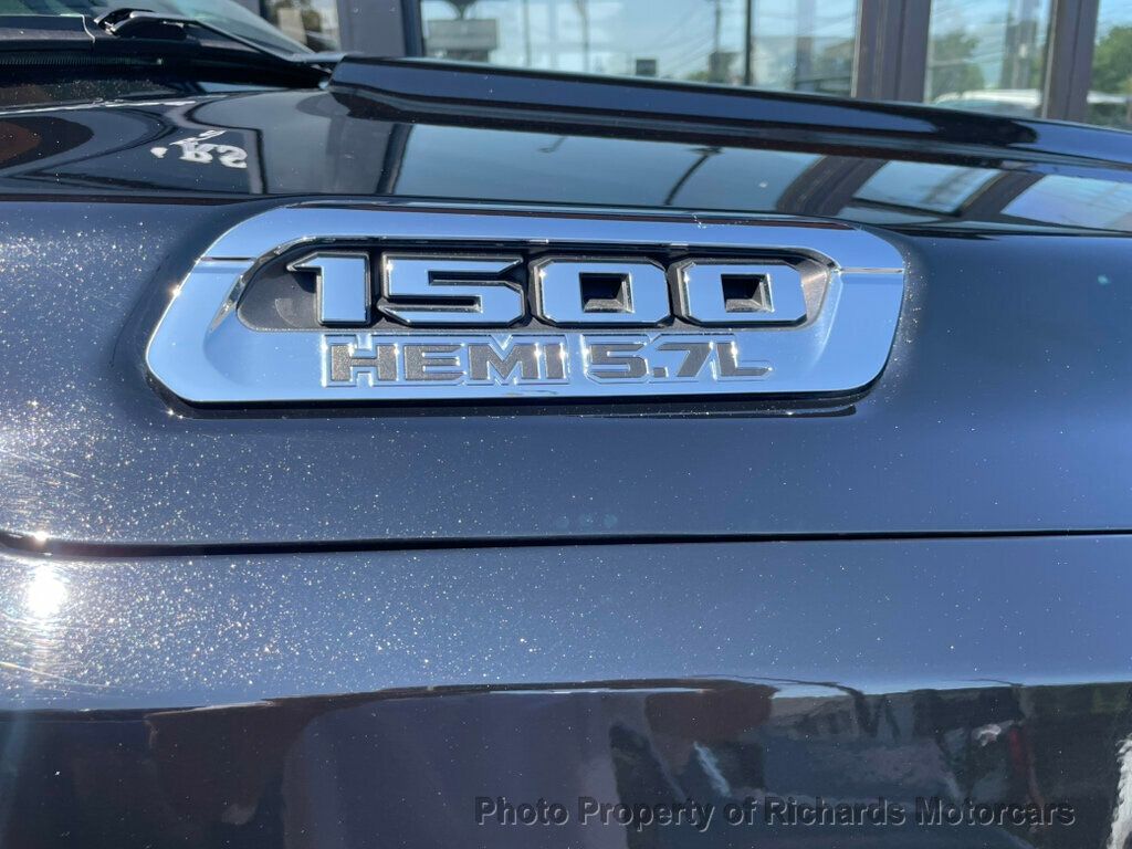 2020 Ram 1500 Big Horn 4x4 Crew Cab 5'7" Box - 23053770 - 9