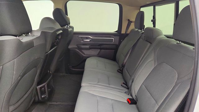 2020 Ram 1500 Big Horn 4x4 Crew Cab 5'7'' Box w/ Remote Start - 23052577 - 17