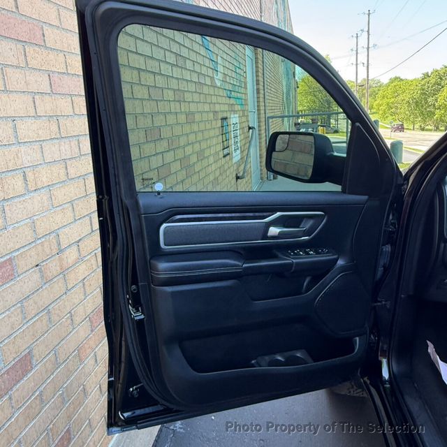 2020 Ram 1500 BIG HORN 4X4 CREW CAB NIGHT EDITION & BIGHORN 2 PKG - 23012932 - 16