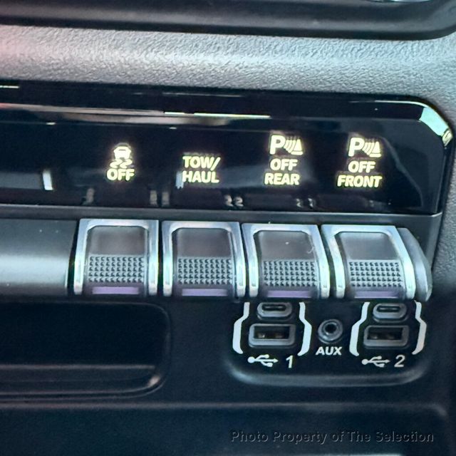 2020 Ram 1500 BIG HORN 4X4 CREW CAB NIGHT EDITION & BIGHORN 2 PKG - 23012932 - 30