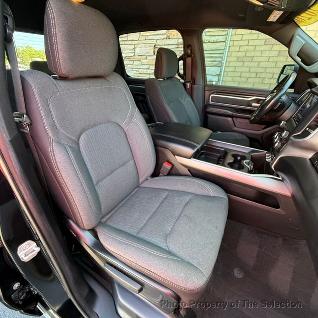 2020 Ram 1500 BIG HORN 4X4 CREW CAB NIGHT EDITION & BIGHORN 2 PKG - 23012932 - 39