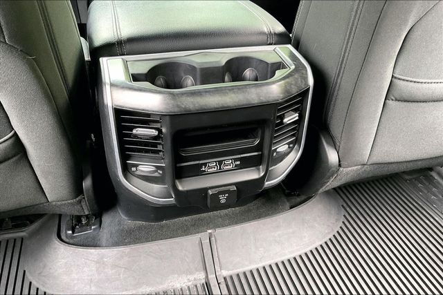 2020 Ram 1500 Big Horn Crew Cab 4x4 5'7" Box - 23022642 - 36